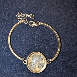 Real 4 leaf clover pendant bracelet
